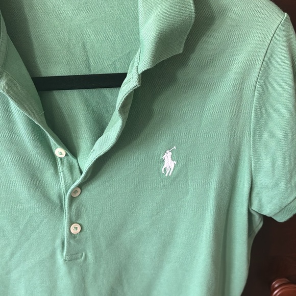 Ralph Lauren women’s polo slim fit size Medium - Picture 3 of 4